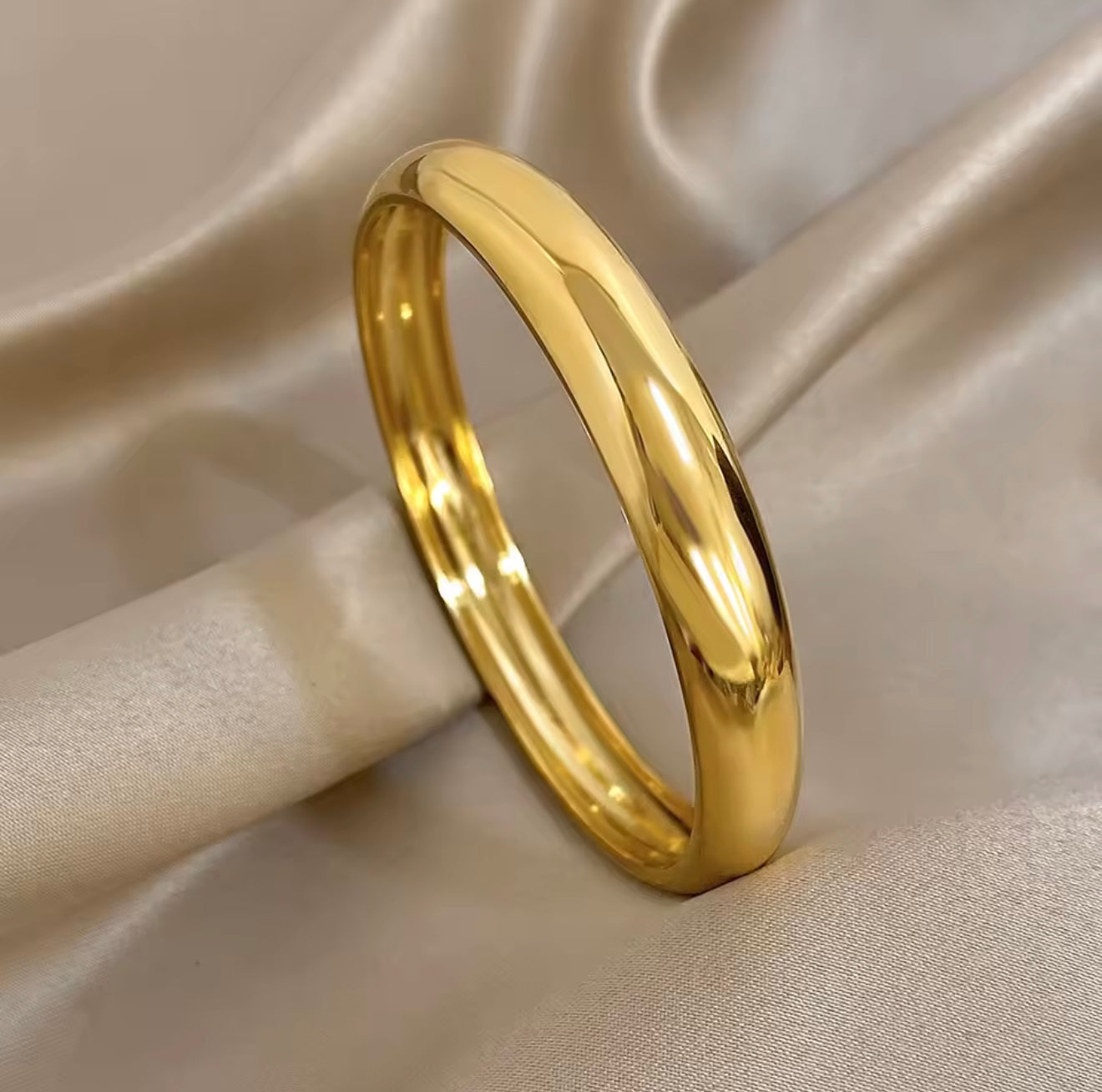 Golden Luxe Bangle